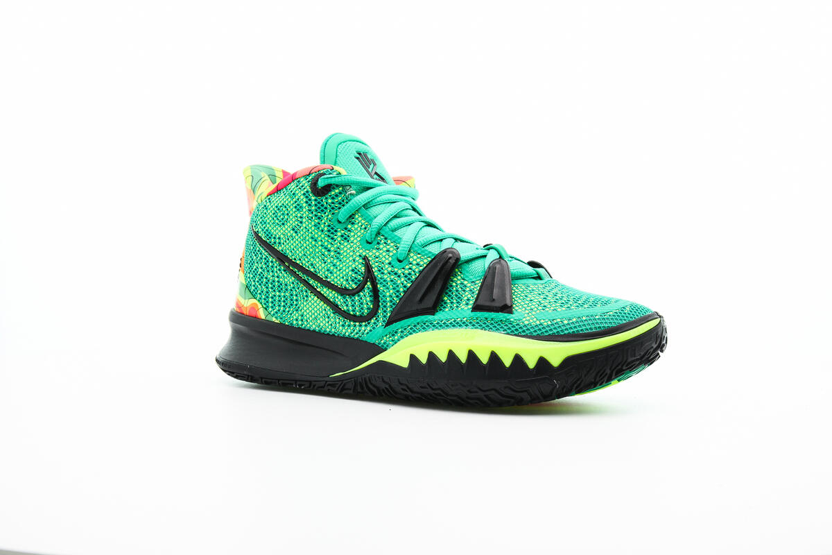 Green and black on sale kyrie